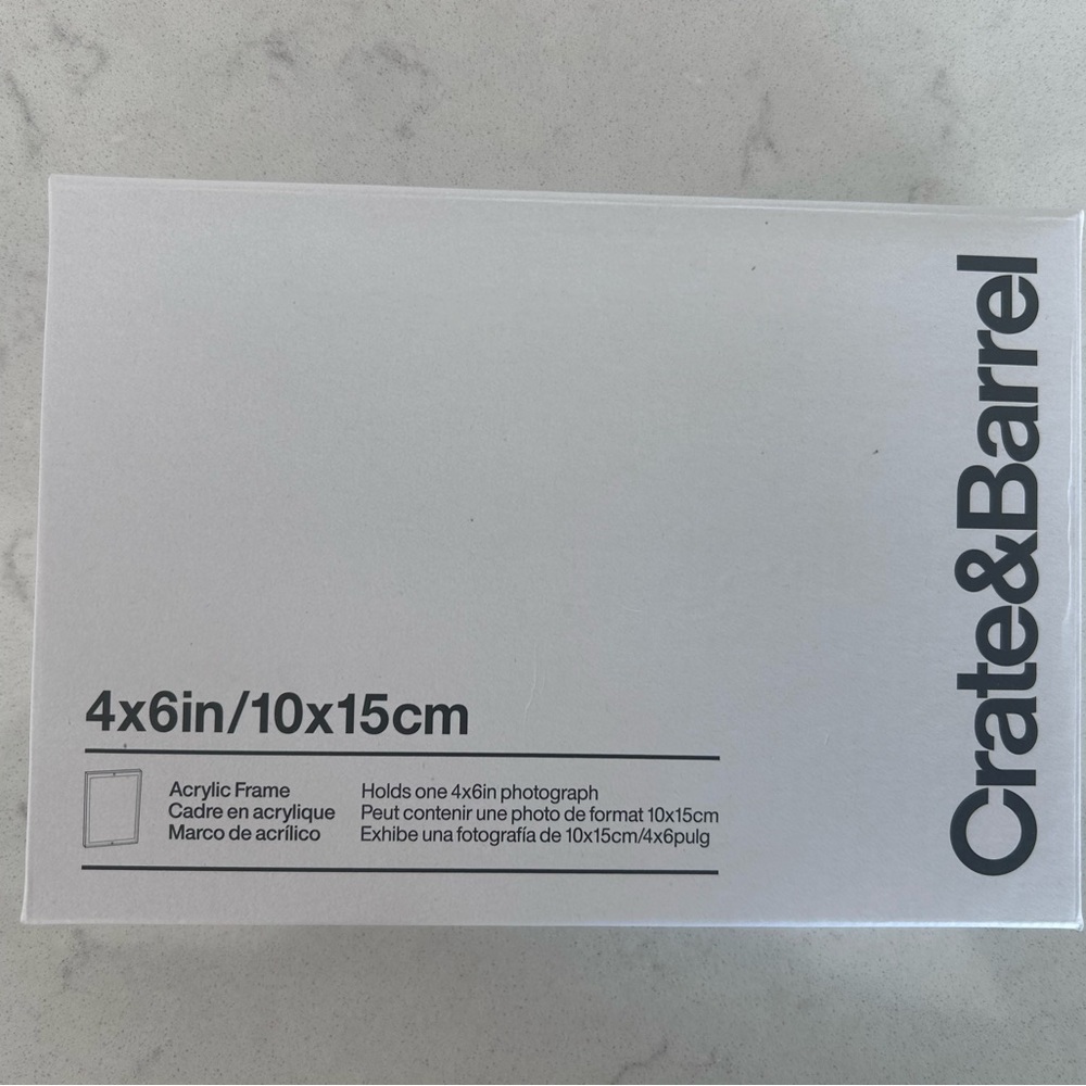 Crate&Barrel Clear Acrylic Photo Frame